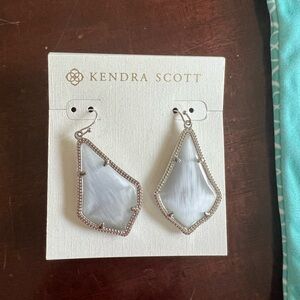 Kendra Scott nib silver earrings